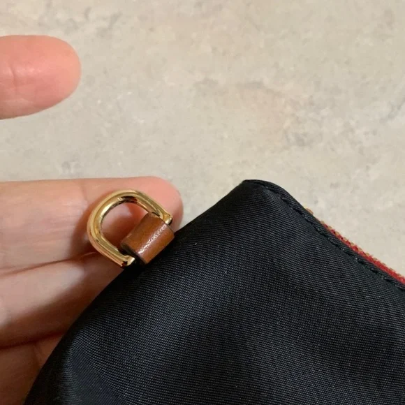 Dooney & Bourke Black Nylon Pouch Cosmetic Bag With Red Accents Brown Leather - Picture 7 of 16
